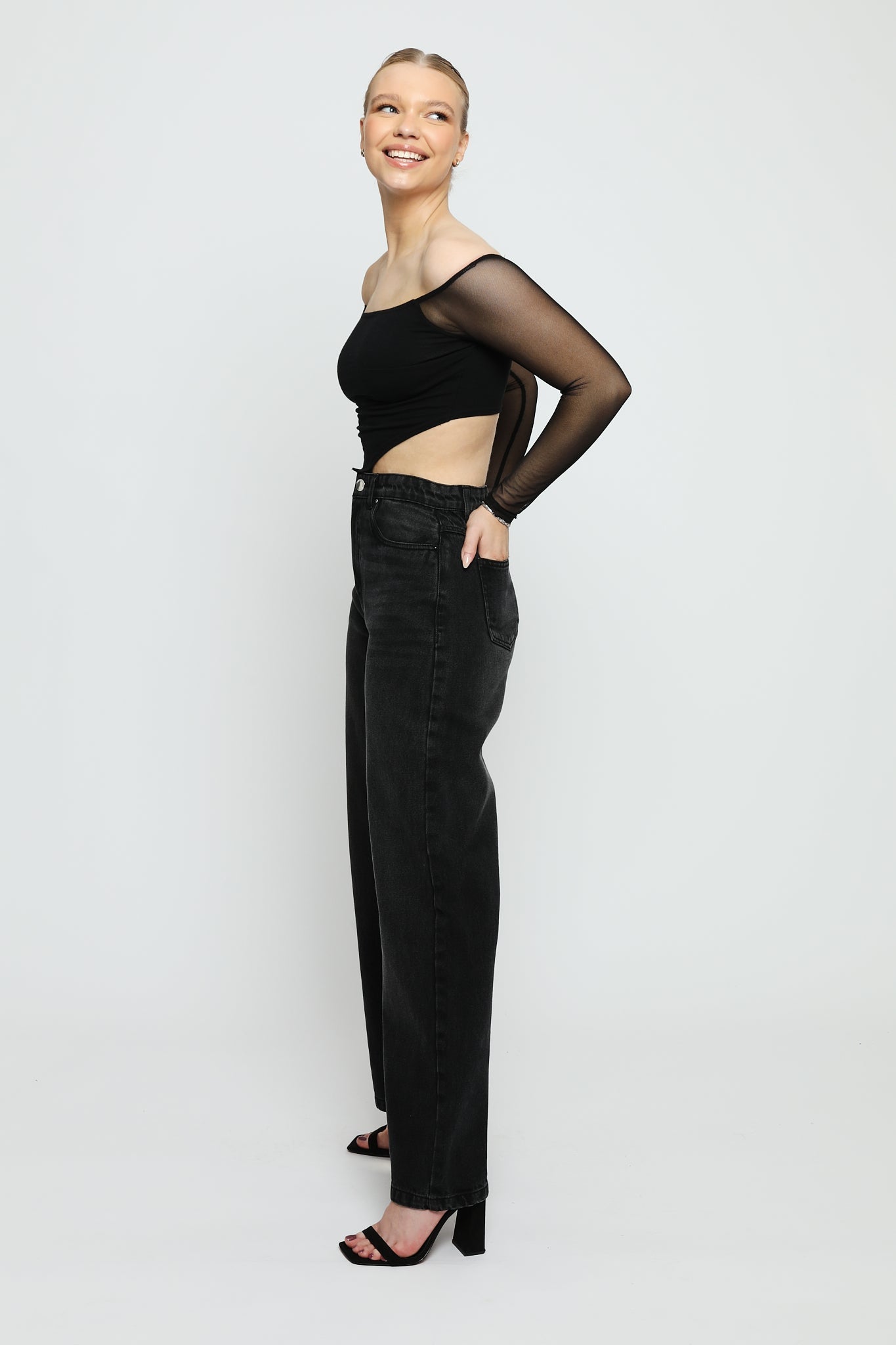 Evora High Waisted Stretch Relaxed Straight Leg Jeans - Black Wash - JMOJO - Women's Straight Leg Jeans