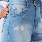 FRAYED DENIM SHORTS - LIGHT BLUE WASH - JMOJO - Women's Denim Shorts