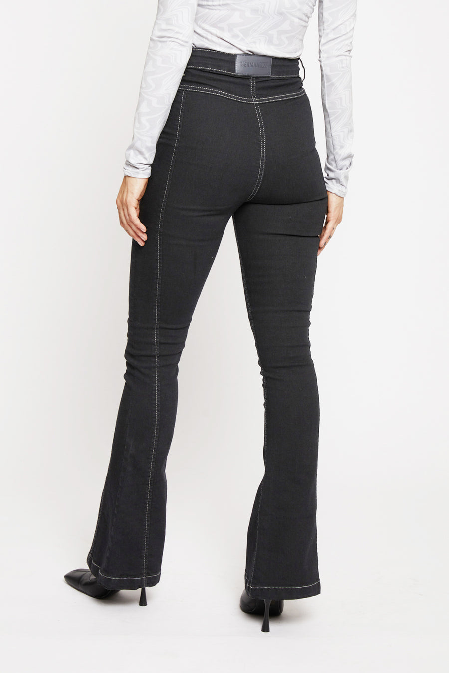 HIGH WAISTED FLARE JEANS WITH CONTRAST STITCH DETAIL  - BLACK