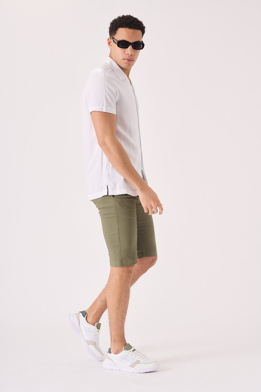 ALSTON Stretch Slim Fit Chino Shorts - Khaki -  Men's Chino Shorts