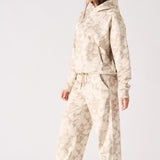 REGULAR TIE DYE PULLOVER HOODIE - BEIGE