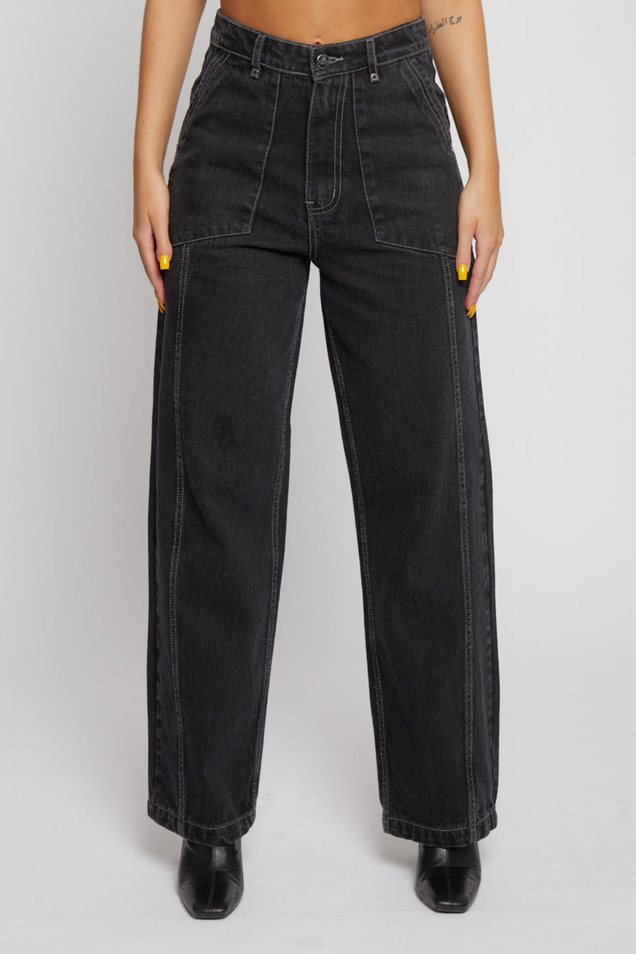 SEAM DETAIL WIDE LEG JEANS - BLACK