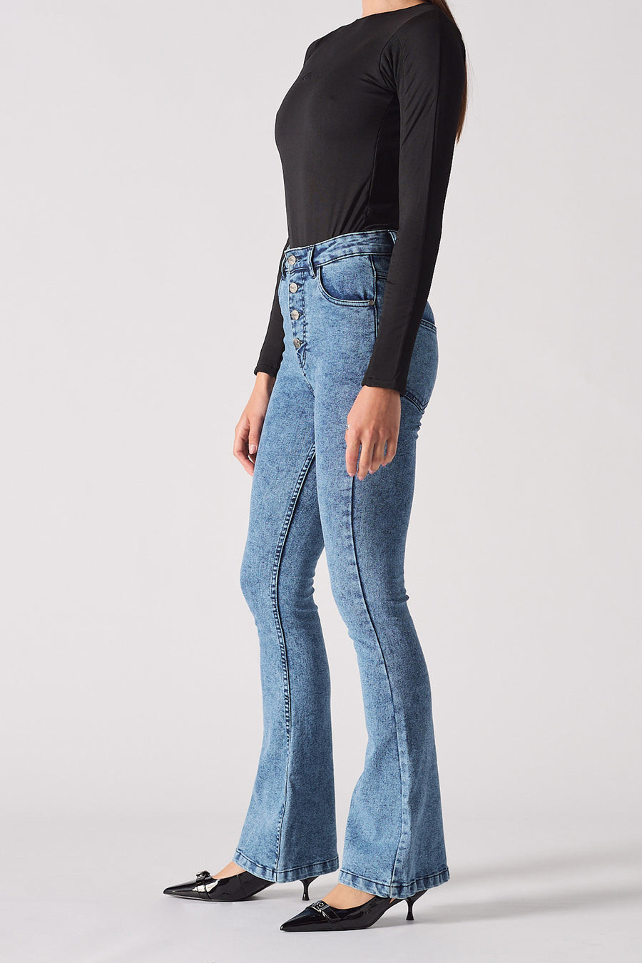 HIGH RISE FLARE JEANS  - BLUE ACID WASH