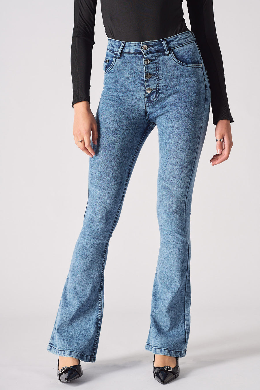 HIGH RISE FLARE JEANS  - BLUE ACID WASH