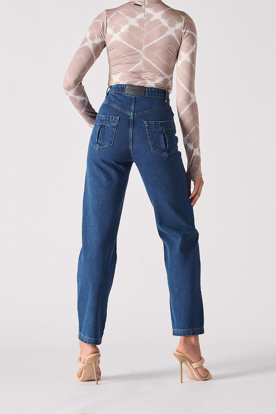 CLASSIC EDGE HIGH-WAISTED STRAIGHT JEANS - DARK BLUE