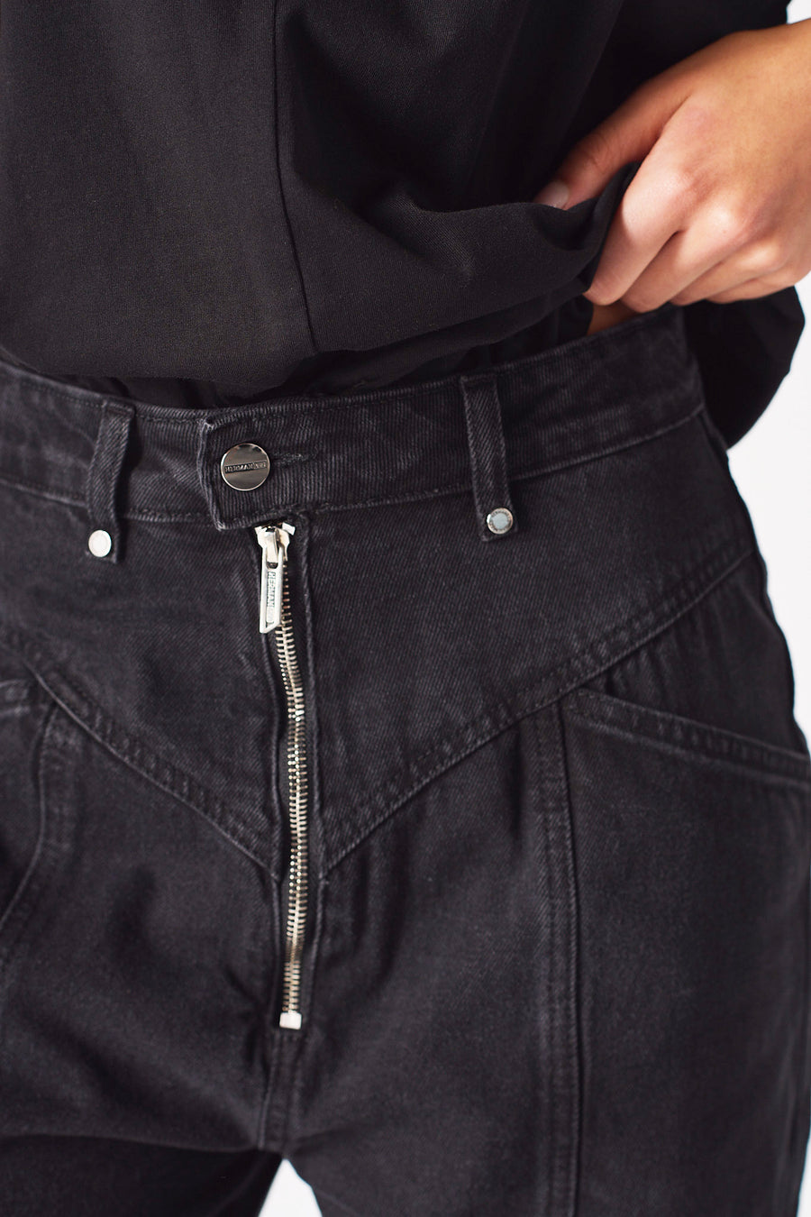 STRAIGHT LEG CARGO JEANS  WITH SLIT POCKETS - BLACK