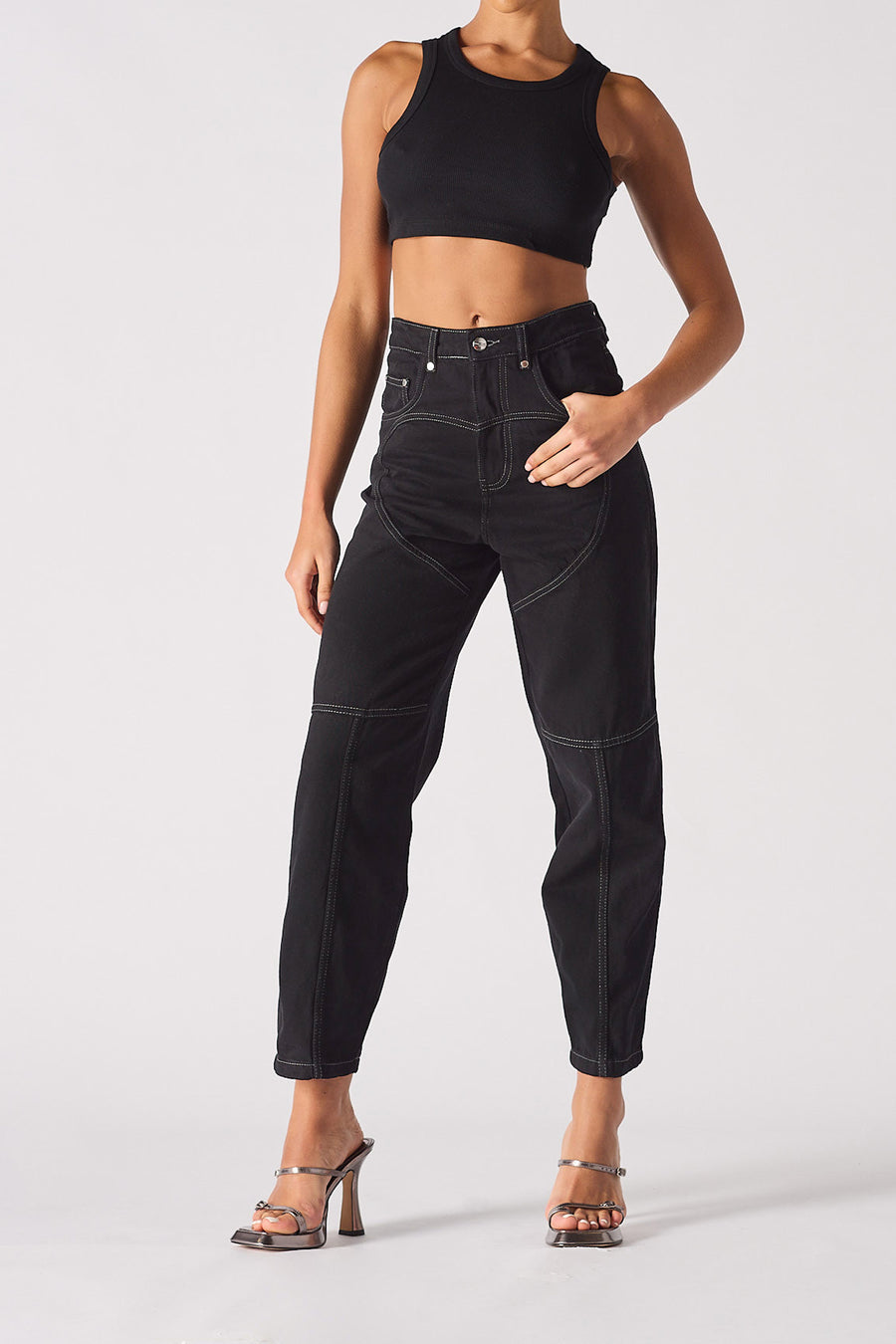 HIGH WAISTED SLIM STRAIGHT JEANS  - BLACK