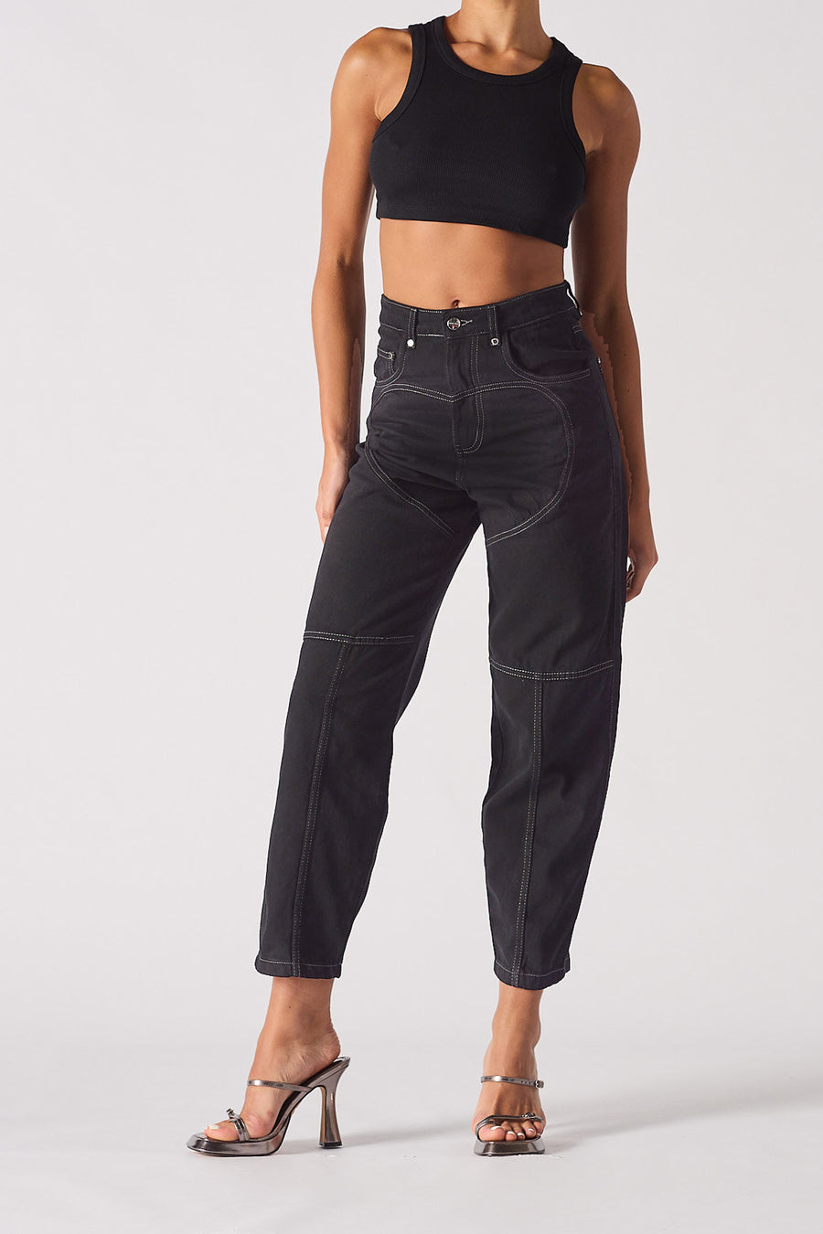 HIGH WAISTED SLIM STRAIGHT JEANS  - BLACK