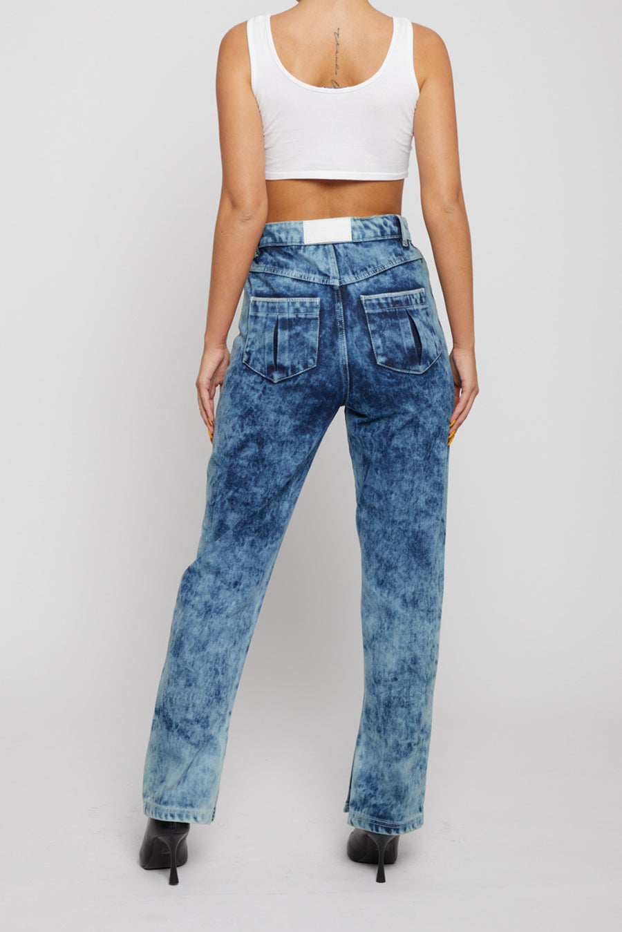 SLIM STRAIGHT JEANS - BLUE ACID WASH