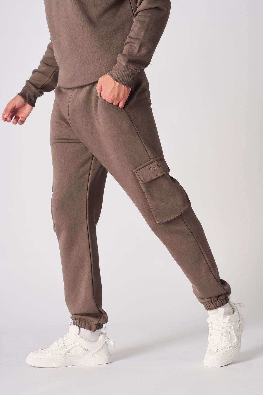 RELAXED FIT CARGO JOGGER - BROWN -  Men's Cargo Joggers