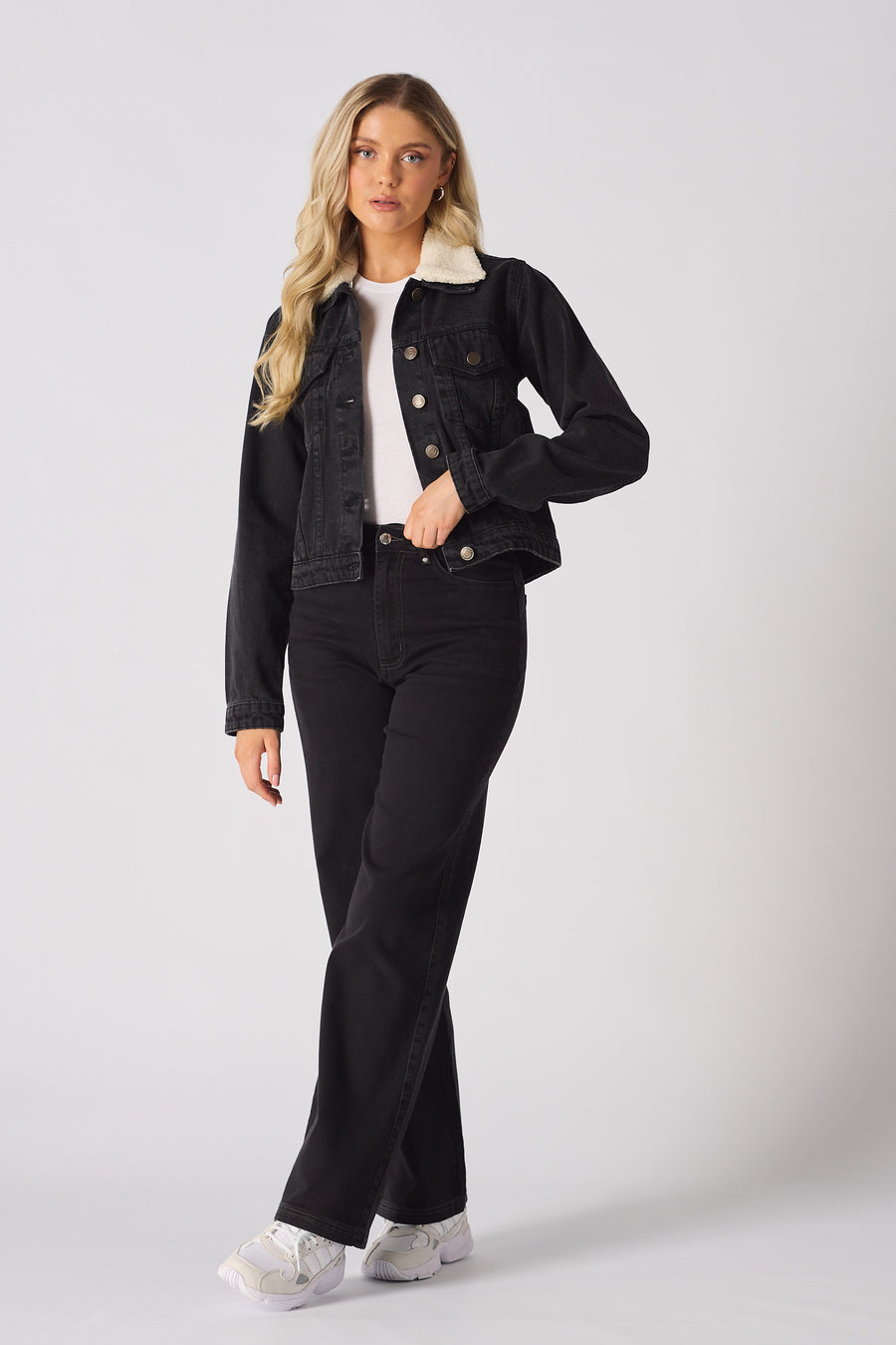 SHERPA COLLAR DENIM JACKET - BLACK -  Women's Denim Jackets Sherpa