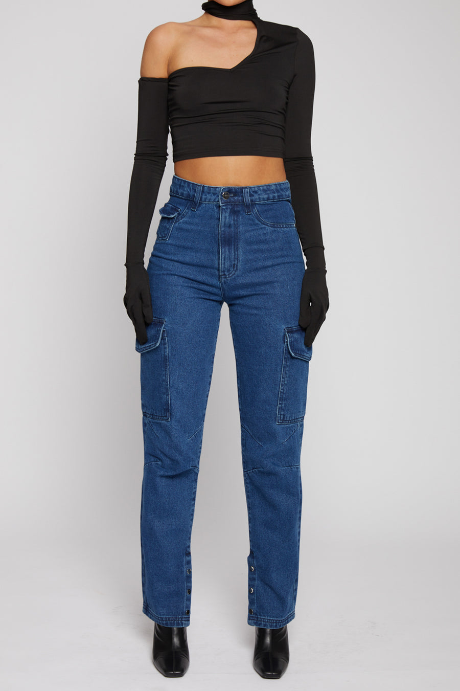 HIGH WAISTED STRAIGHT LEG JEANS WITH CARGO POCKETS  - DARK BLUE