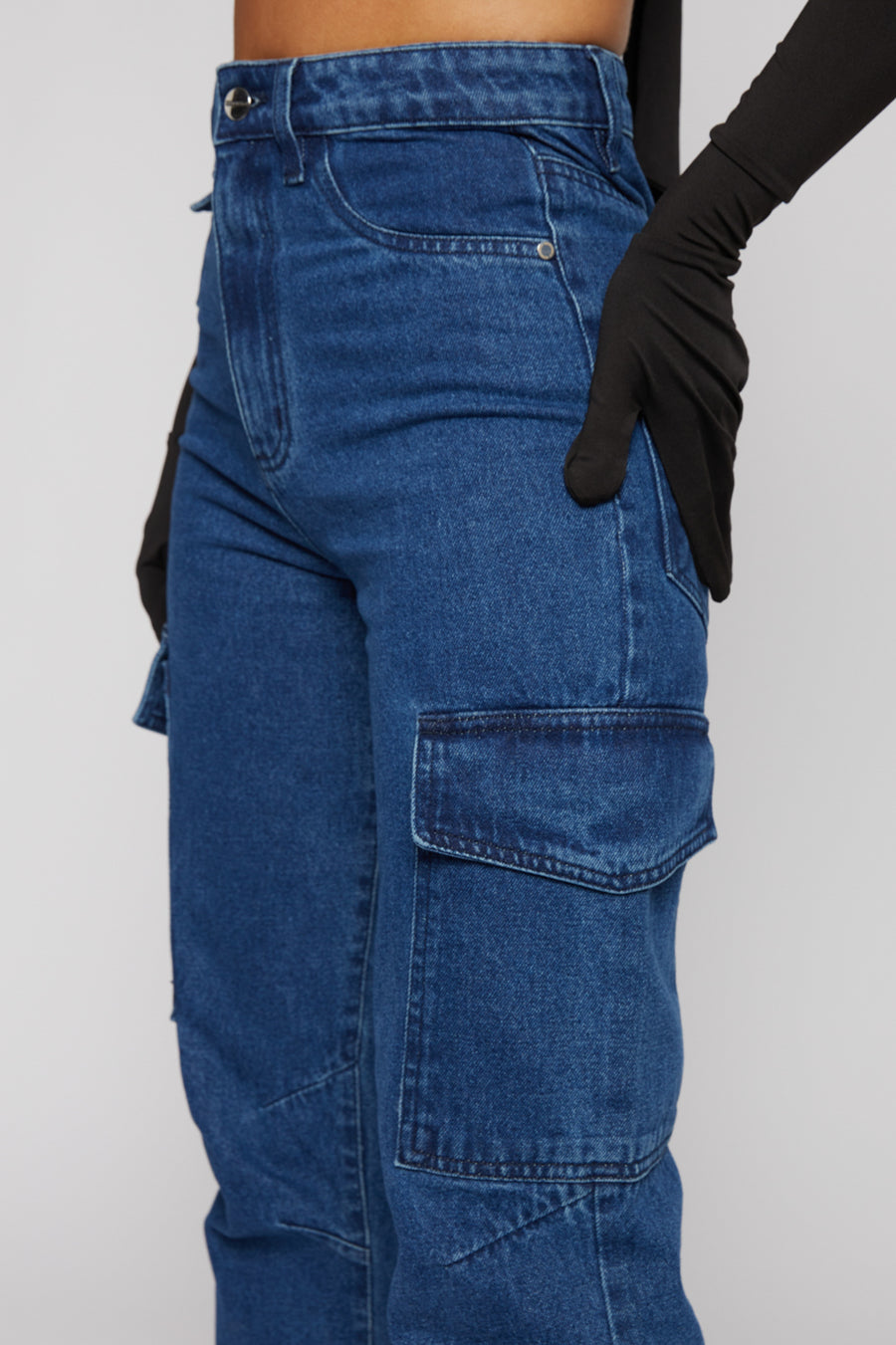 HIGH WAISTED STRAIGHT LEG JEANS WITH CARGO POCKETS  - DARK BLUE