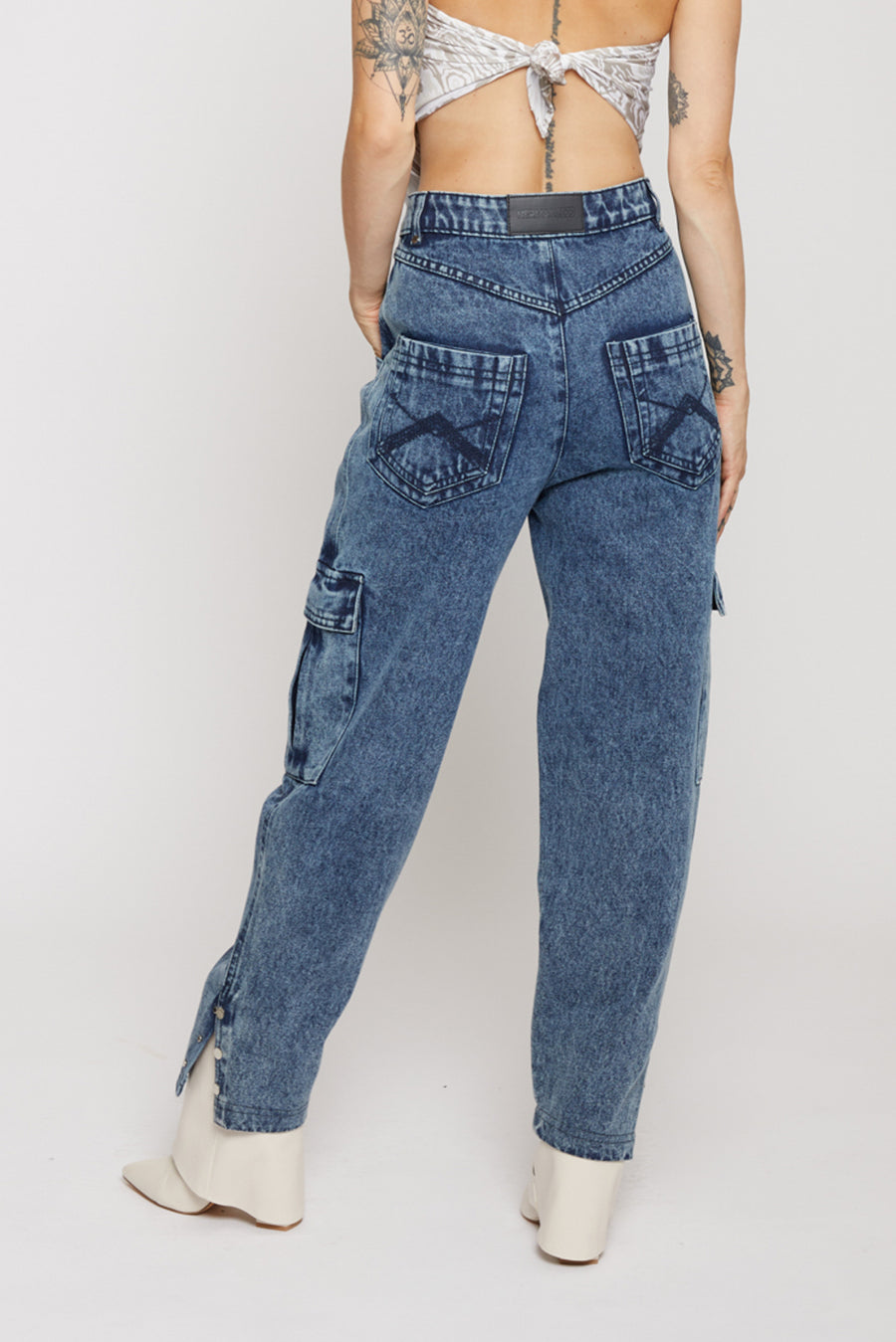 STRAIGHT LEG SEAM DETAIL CARGO JEANS - BLUE ACID WASH