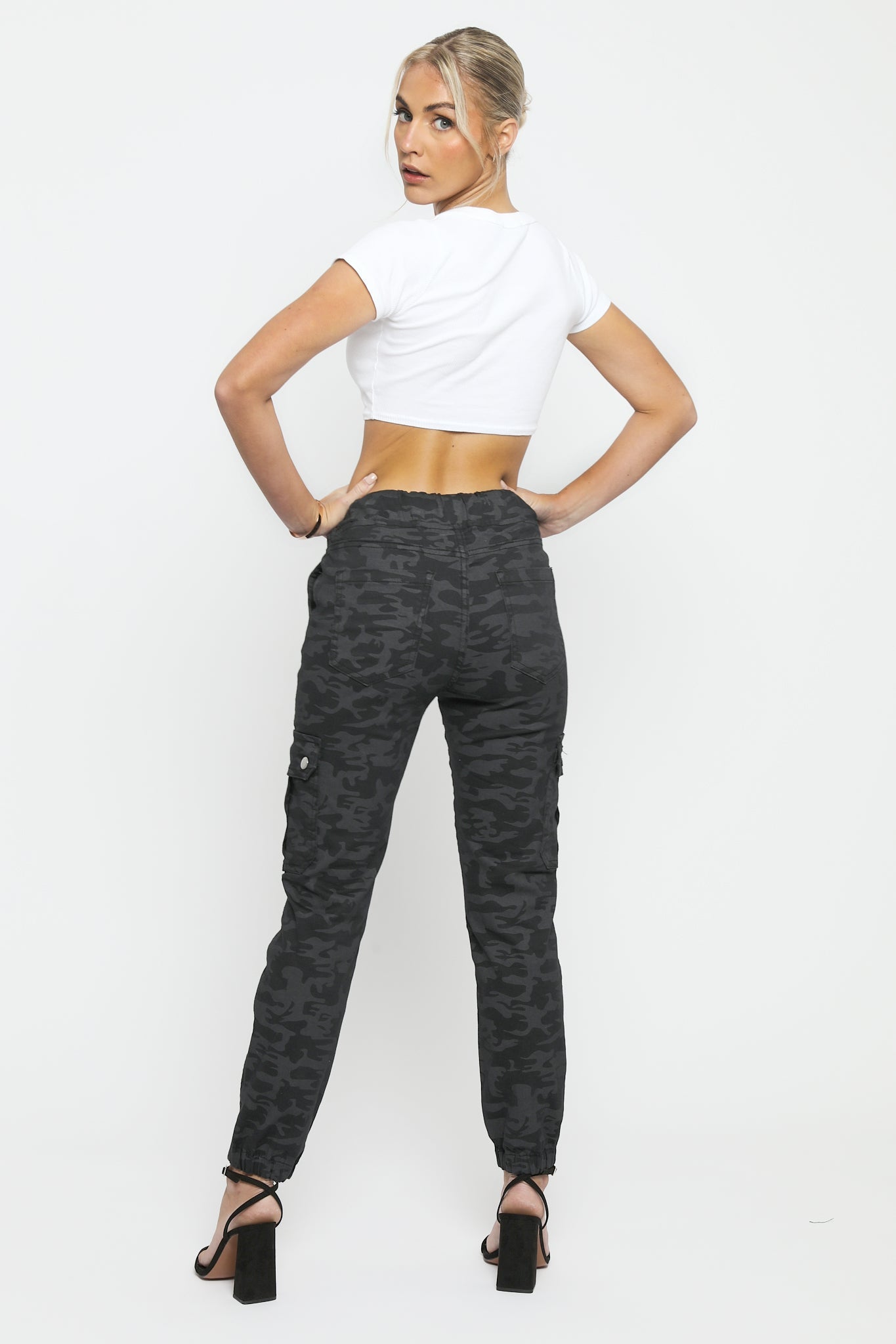 CAMO CARGO JOGGER - BLACK - JMOJO - Women's Cargo Joggers