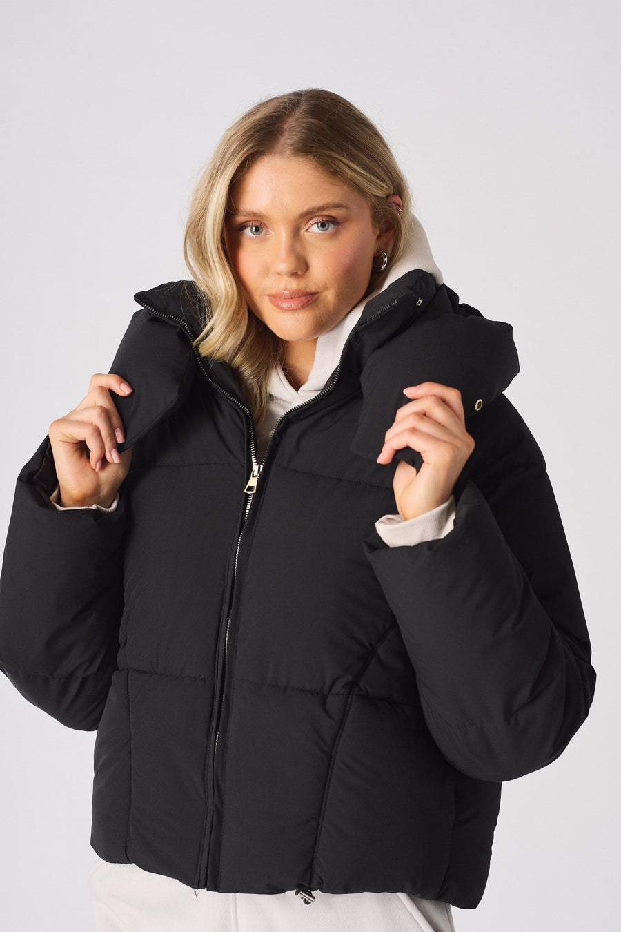 Cinder Puffer Hooded Jacket – Black - JMOJO - Women's puffer