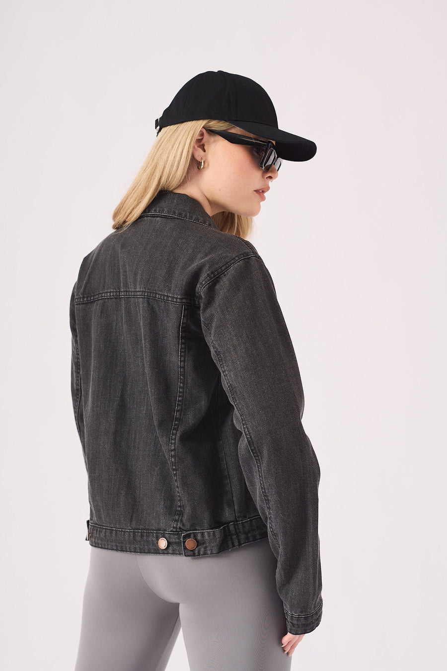 DENIM TRUCKER JACKET - BLACK WASH - JMOJO - Women's Denim Jackets