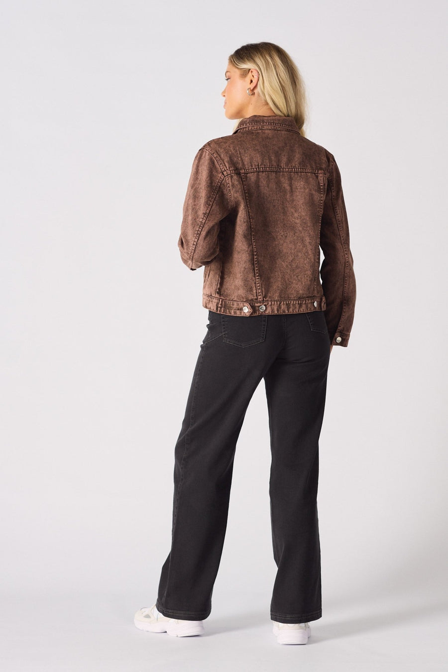 DENIM TRUCKER JACKET - RUST BROWN - JMOJO - Women's Denim Jacket