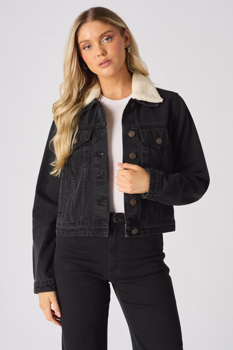 Drift Sherpa Collar Denim Jacket – Black - JMOJO - Women's Denim Jackets Sherpa