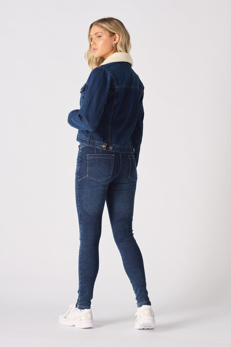 Frost Sherpa Collar Denim Jacket – Mid Blue - JMOJO - Women's Denim Jackets Sherpa
