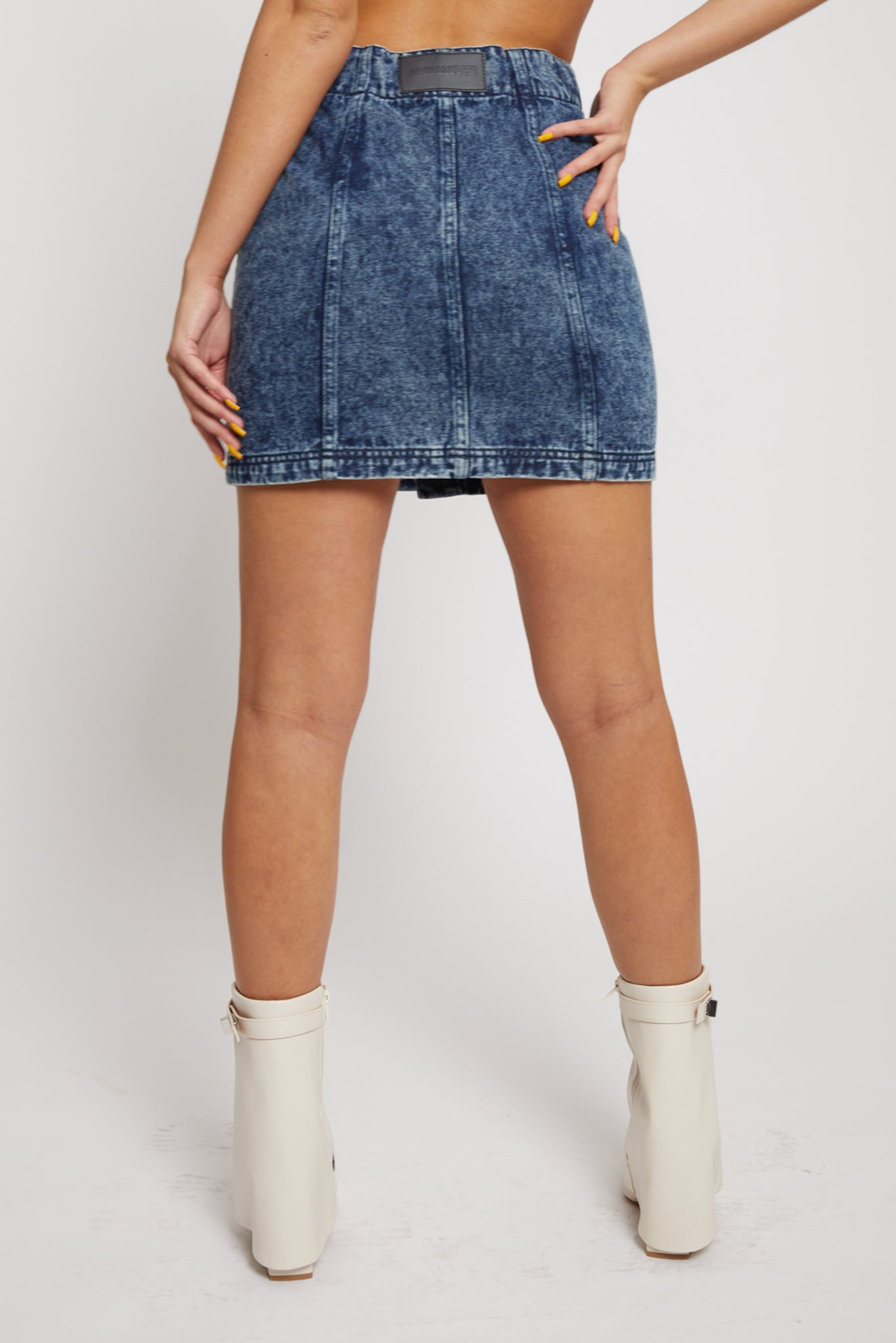 Jmojo blue acid wash denim skirt back seam detail view