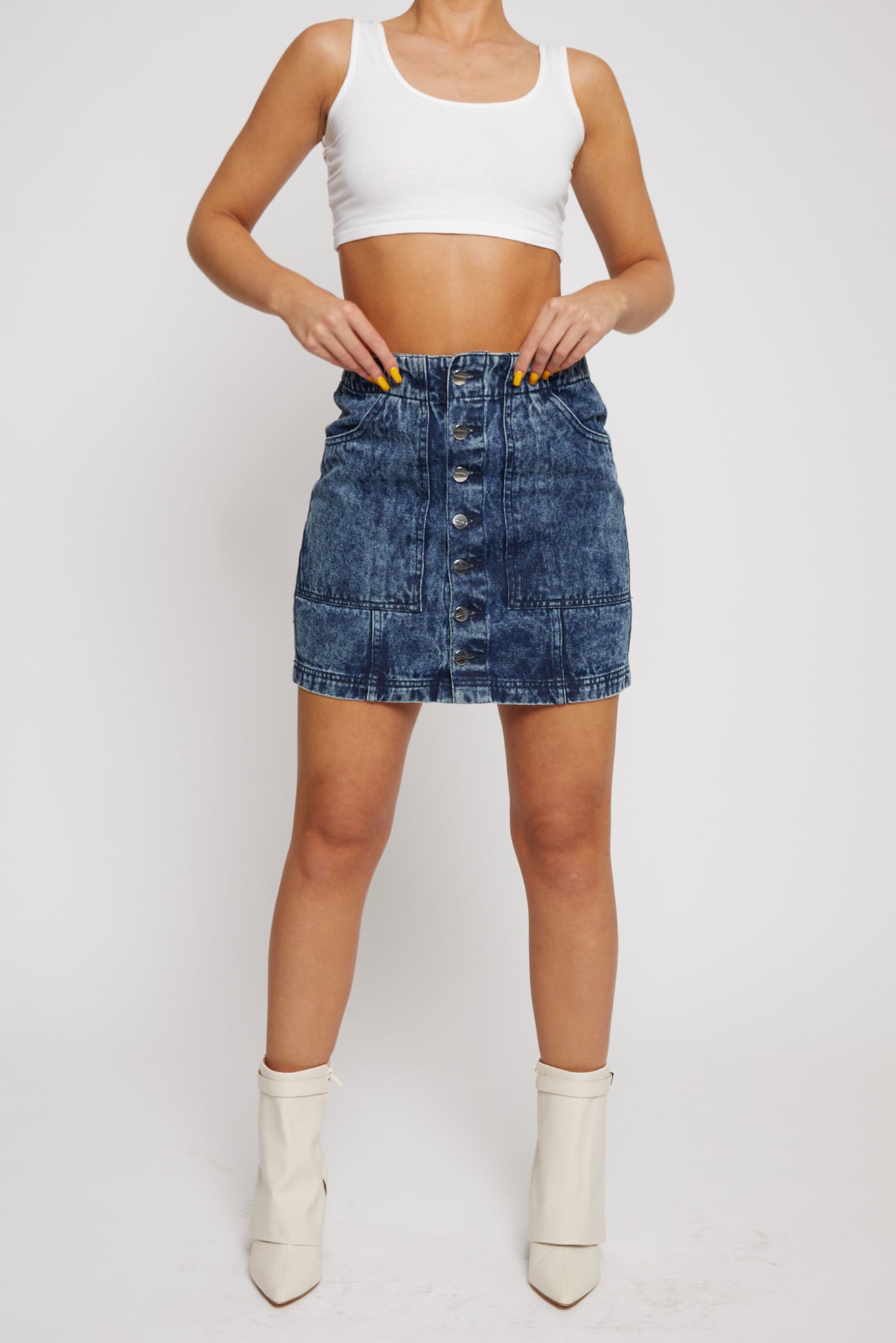 Jmojo blue acid wash denim skirt front view button fastening