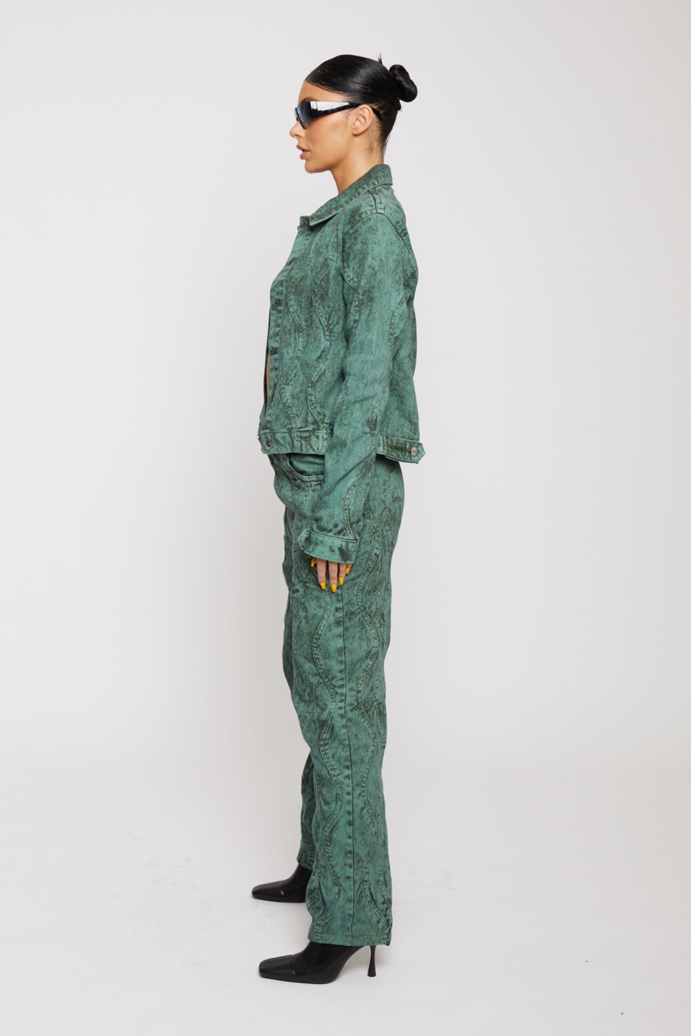 Jmojo green acid wash denim jacket side profile view with matching trousers