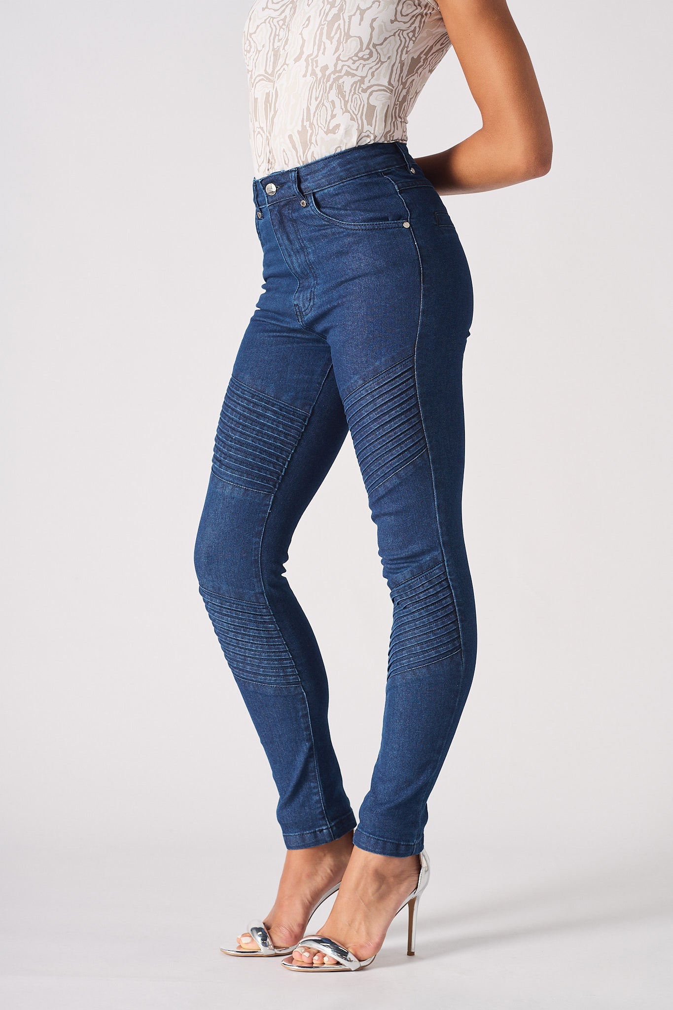 Jmojo high waisted biker skinny jeans dark blue side view on model