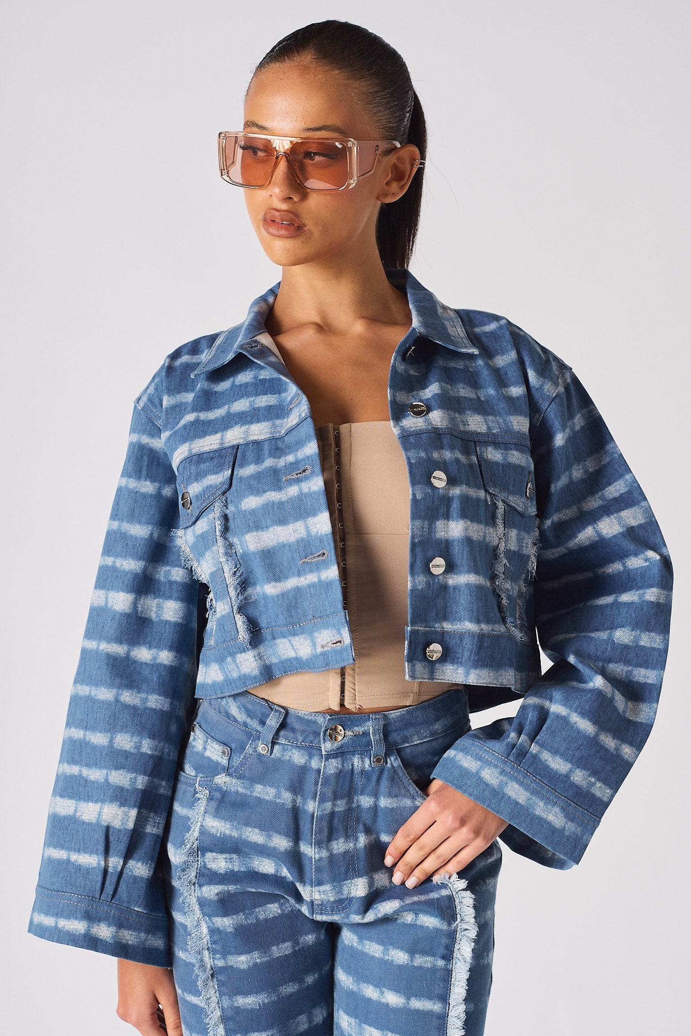 Jmojo tie dye stripe cropped wide sleeve denim jacket model open front view