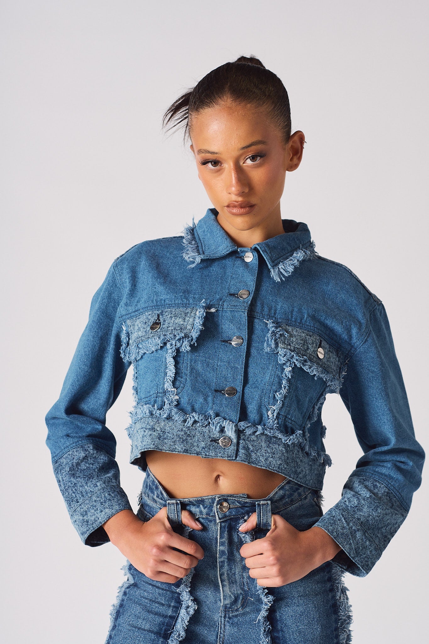 Jmojo two tone distressed denim crop jacket close up front frayed detail