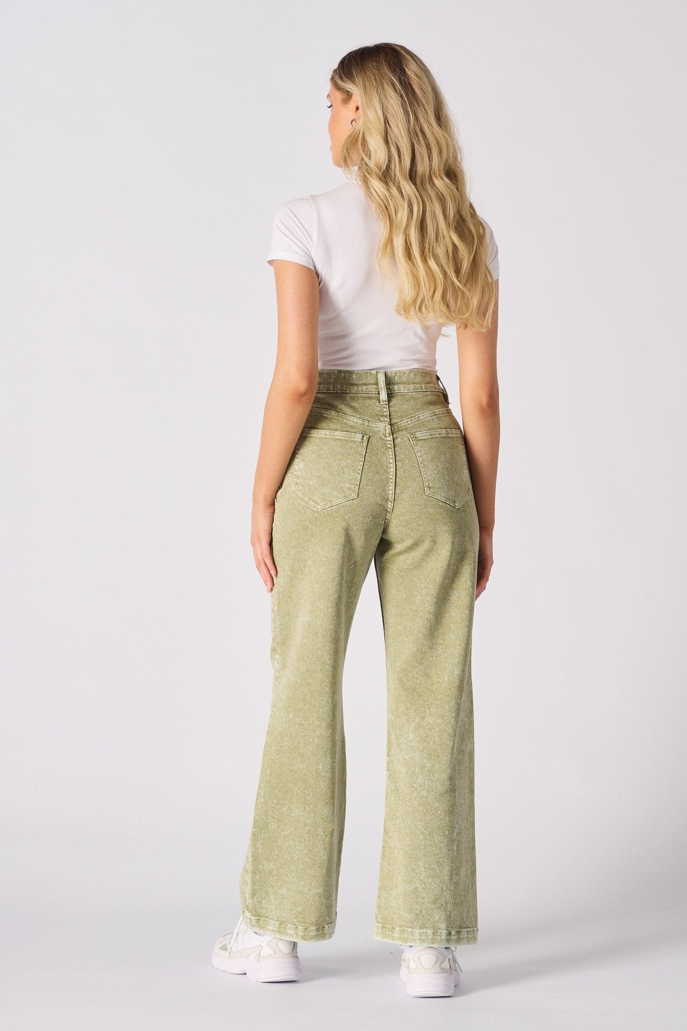 JUNIA High Rise Wide Leg Jeans - Lime Green - JMOJO - Women's Wide Leg Jeans