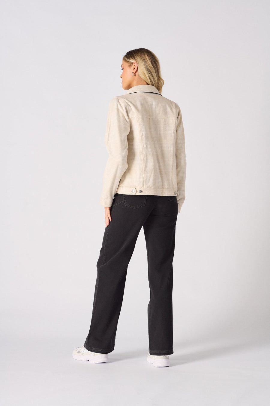 Mason 2 - in - 1 Reversible Denim Jacket – Beige & Black - JMOJO - Women's Denim Jacket Reversible