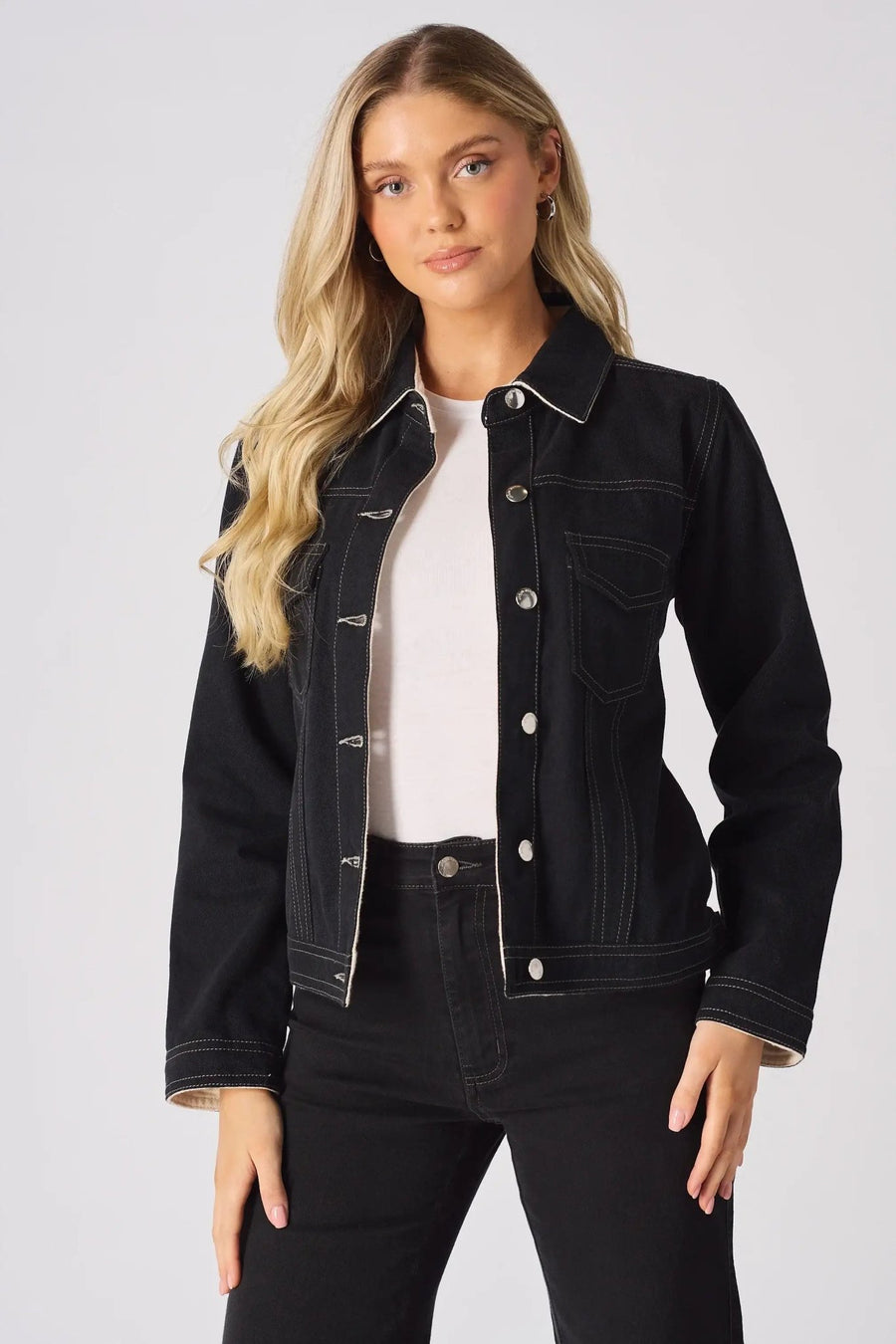 Mason 2 - in - 1 Reversible Denim Jacket – Beige & Black - JMOJO - Women's Denim Jacket Reversible