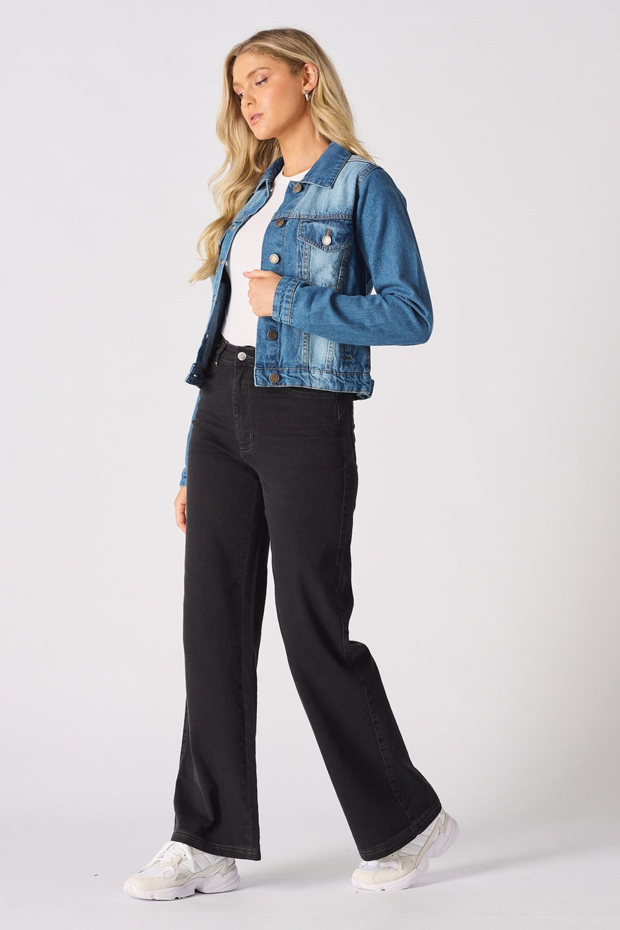 Quarry Denim Trucker Jacket – Mid - Blue - JMOJO - Women's Denim Jackets