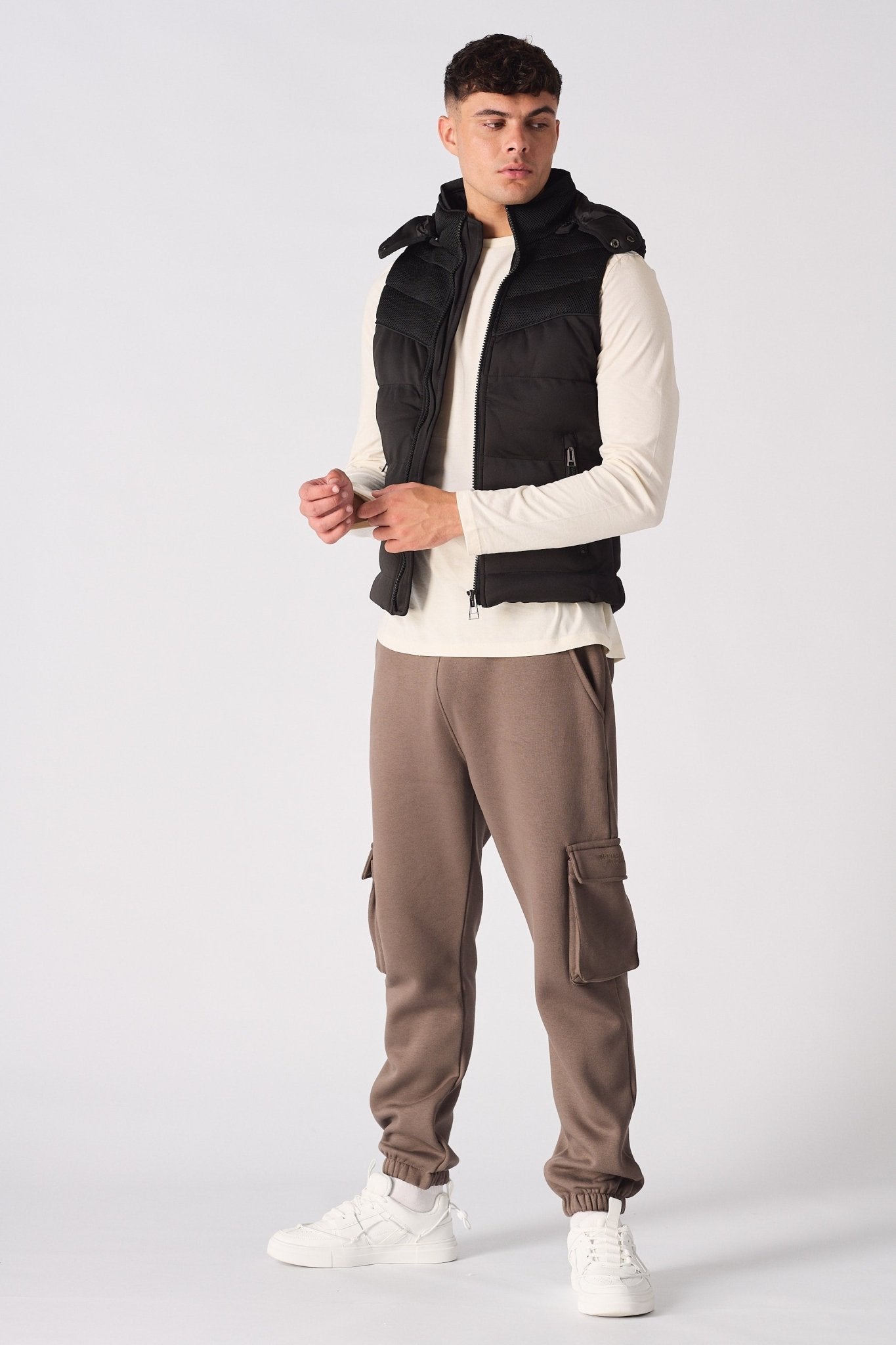 SLEEVLESS PUFFER JACKET - BLACK - JMOJO - Men's Puffer Jackets