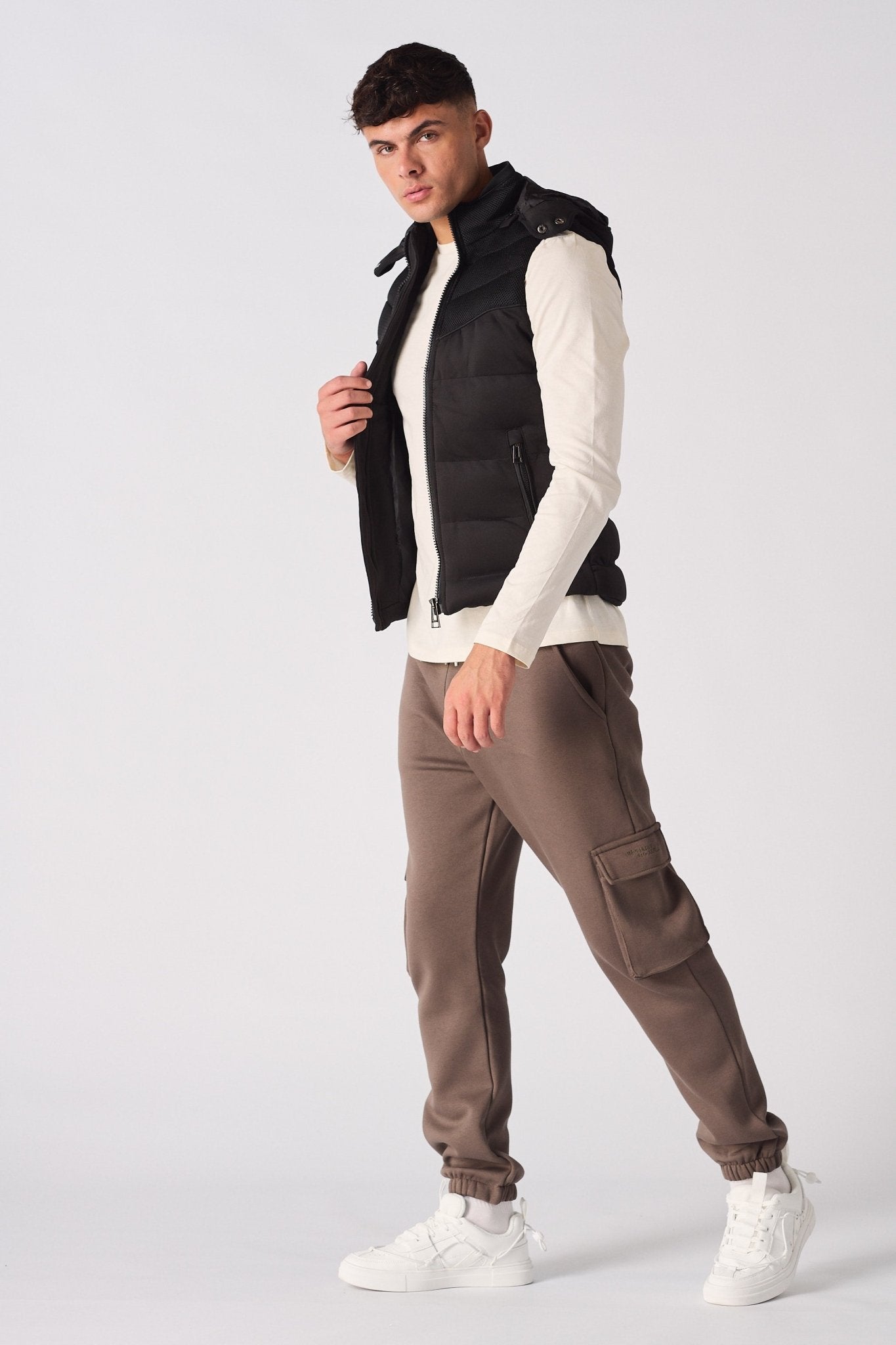 SLEEVLESS PUFFER JACKET - BLACK - JMOJO - Men's Puffer Jackets