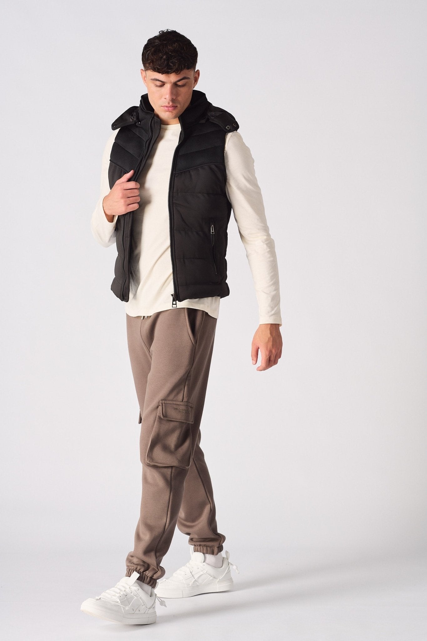 SLEEVLESS PUFFER JACKET - BLACK - JMOJO - Men's Puffer Jackets