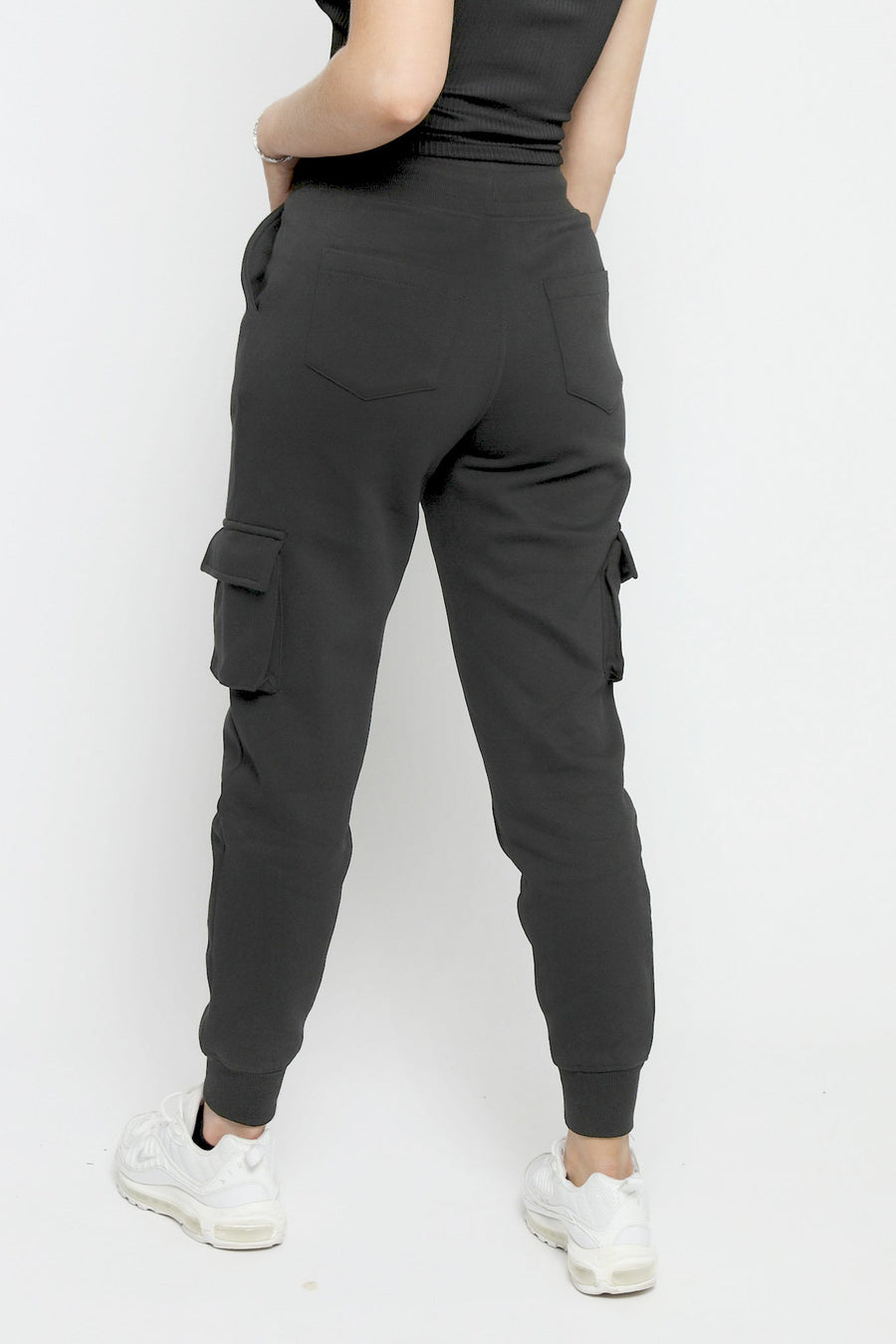 TAPERED CARGO POCKET JOGGERS - BLACK - JMOJO - Women's Cargo Joggers