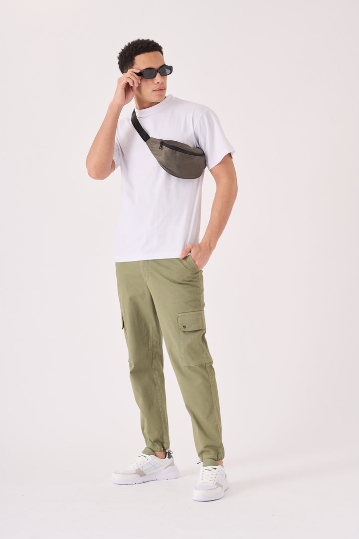 STRAIGHT LEG CARGO JOGGER - OLIVE GREEN