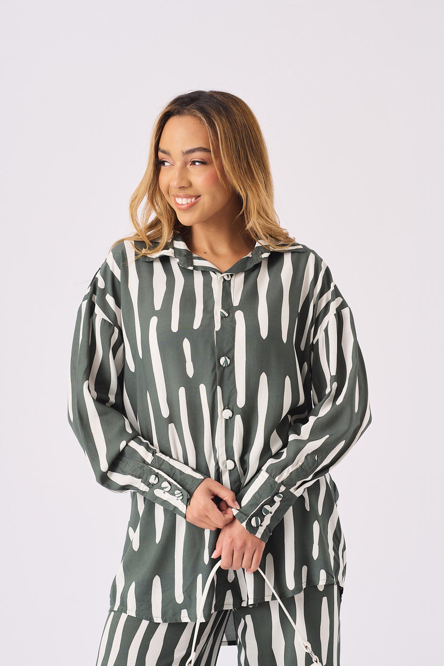 LONGLINE OVERSIZED SHIRT - GREEN -  Women's Oversized Shirts
