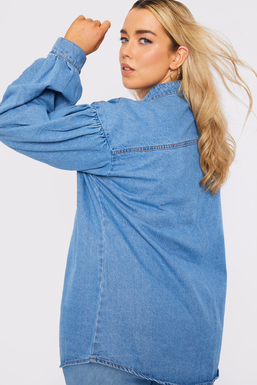 PLUS SIZE BALLOON SLEEVE DENIM SHIRT - LIGHT BLUE -  Women's Oversize Denim Shirts