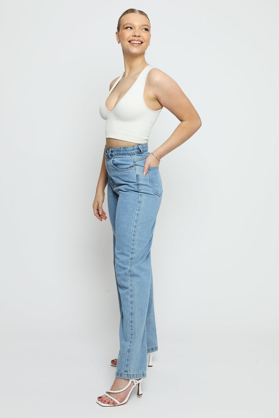 CALIYA High Waisted Wide Leg Jeans - Light Blue Wash - JMOJO - Women's Wide Leg Jeans