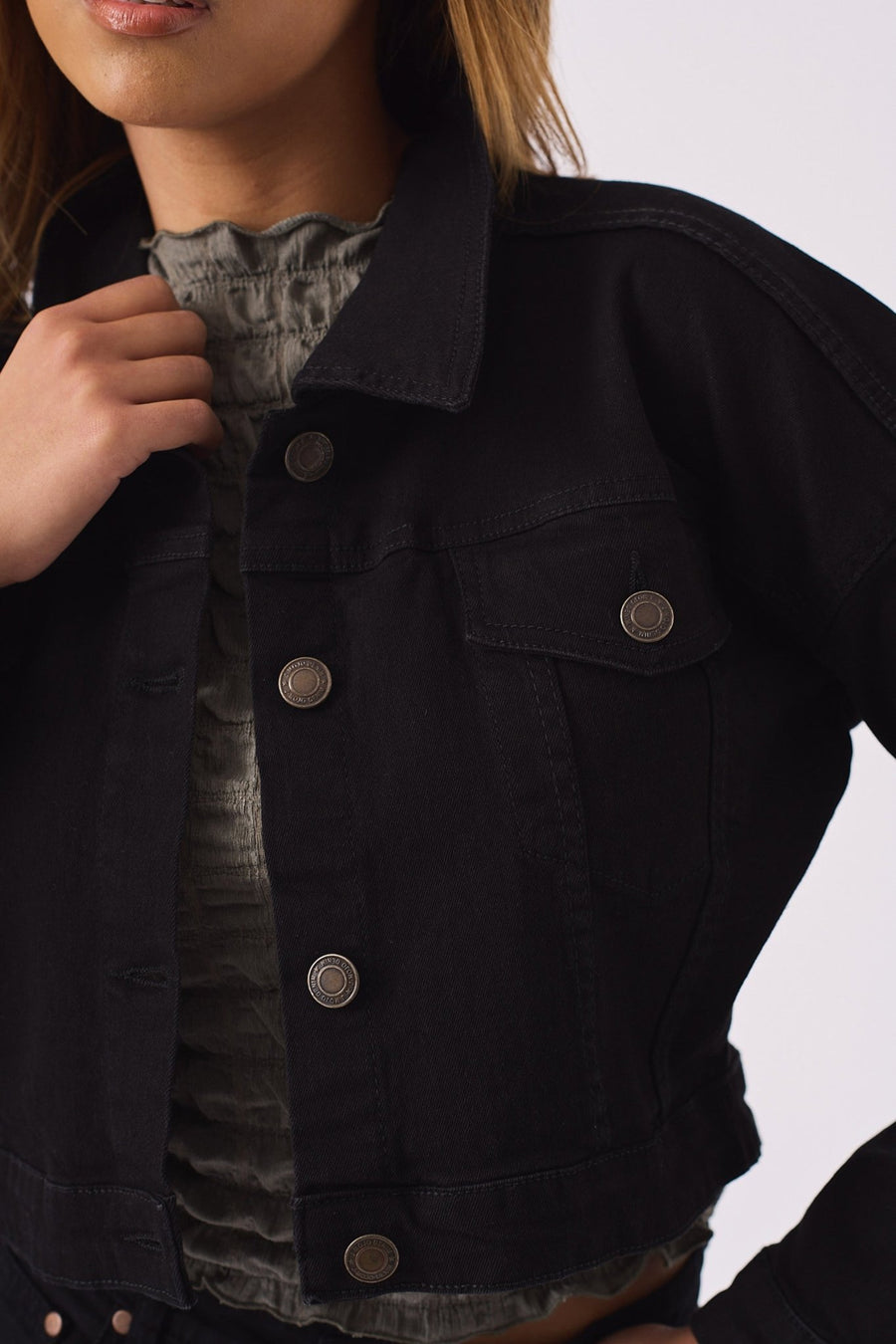CROPPED DENIM JACKET - BLACK - JMOJO - Women's Cropped Denim Jackets