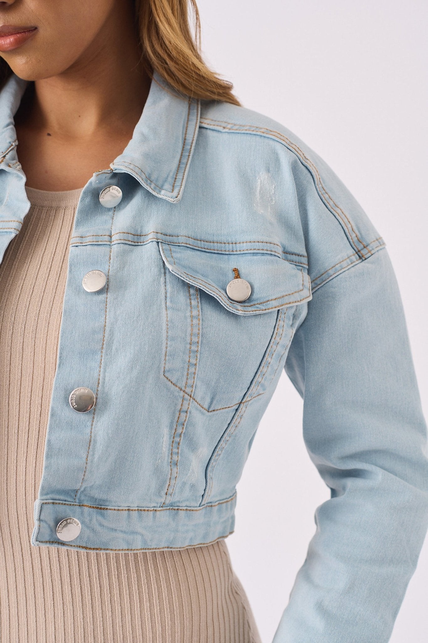 CROPPED DENIM JACKET - LIGHT BLUE - JMOJO - Women's Cropped Denim Jackets