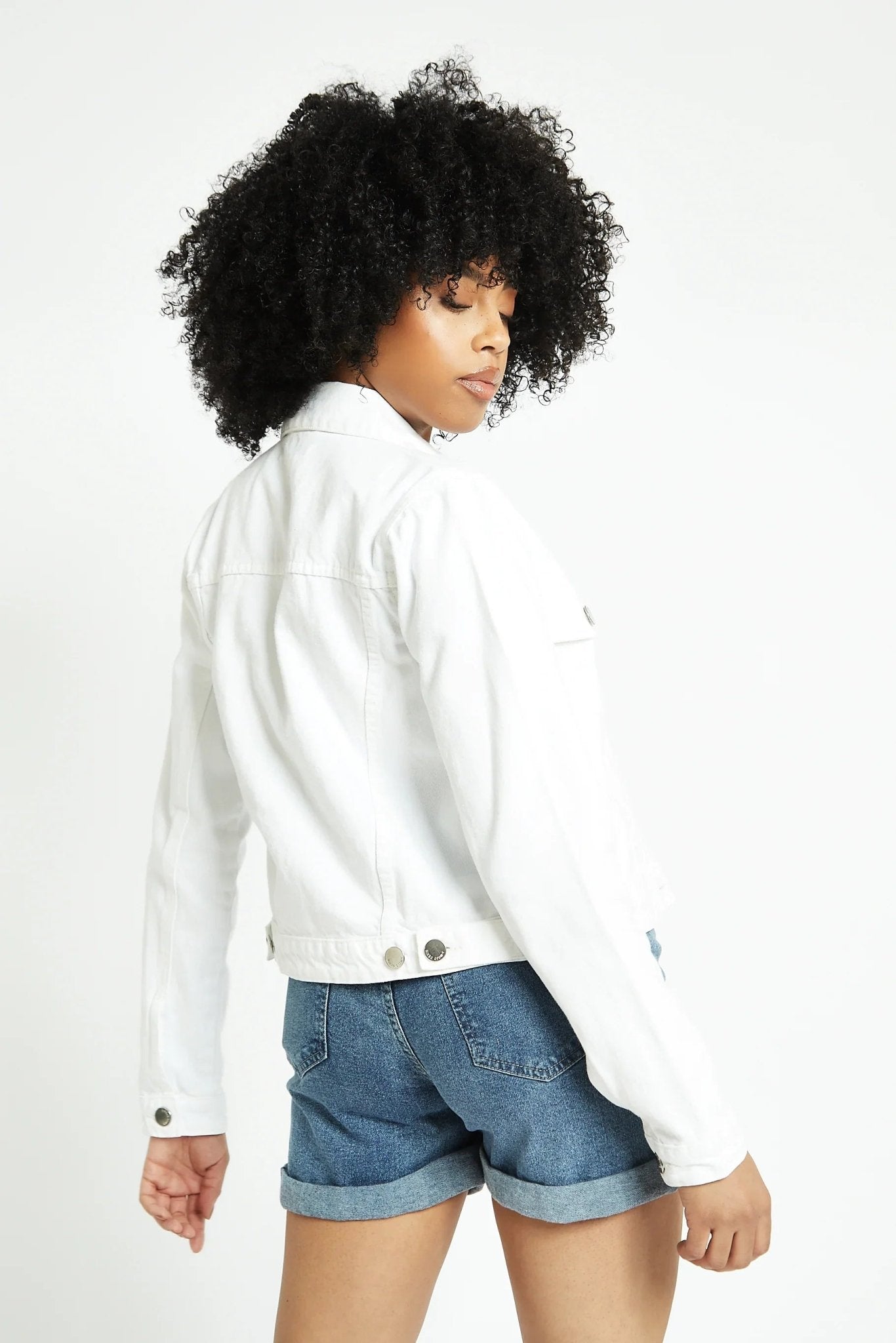 DENIM TRUCKER JACKET - WHITE - JMOJO - Women's Denim Jackets