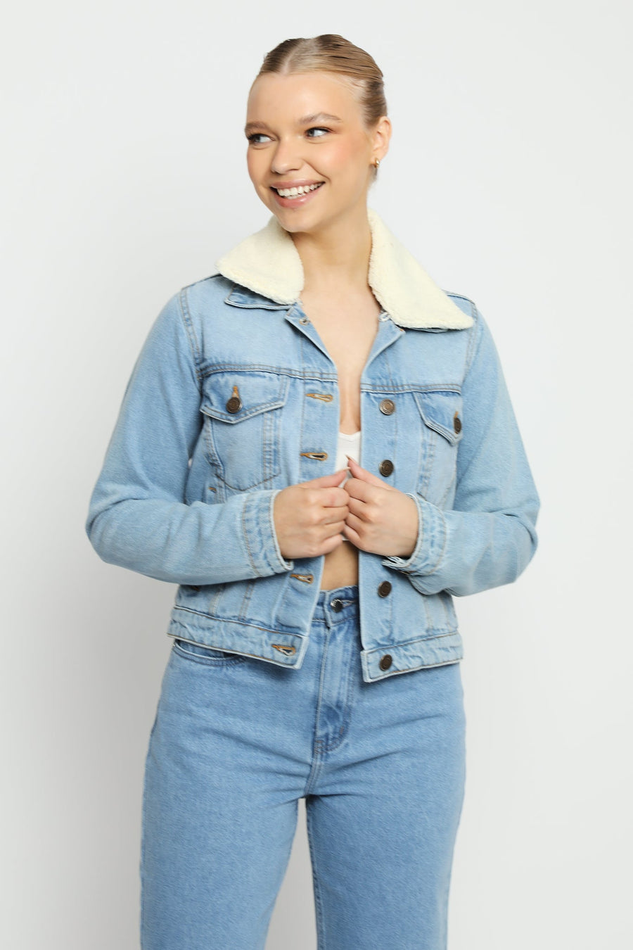 Echo Sherpa Collar Denim Jacket – Blue - JMOJO - Women's Denim Jackets Sherpa