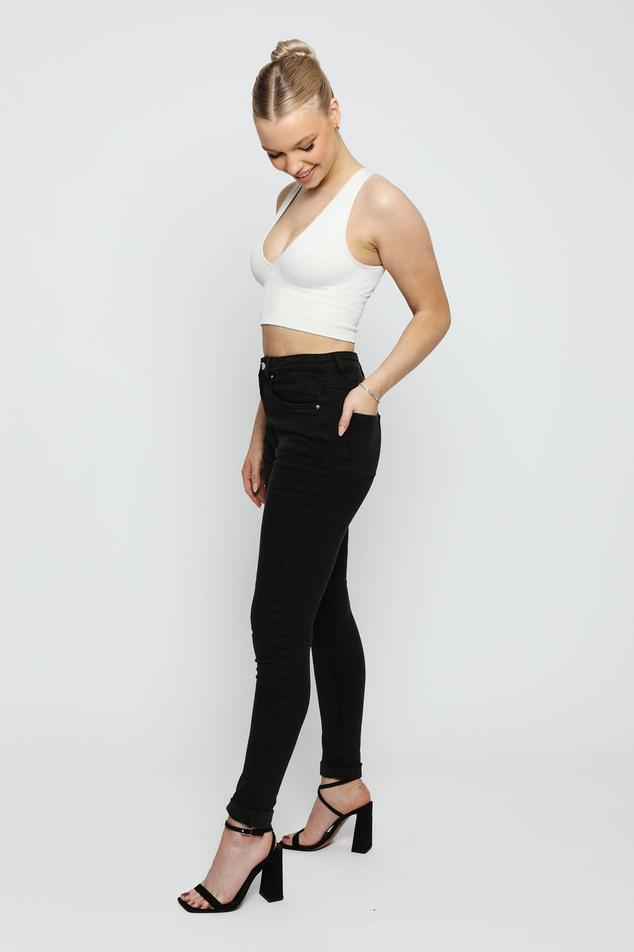Evora Stretch Denim High Rise Skinny Jeans - Black - JMOJO - Women's Skinny Jeans
