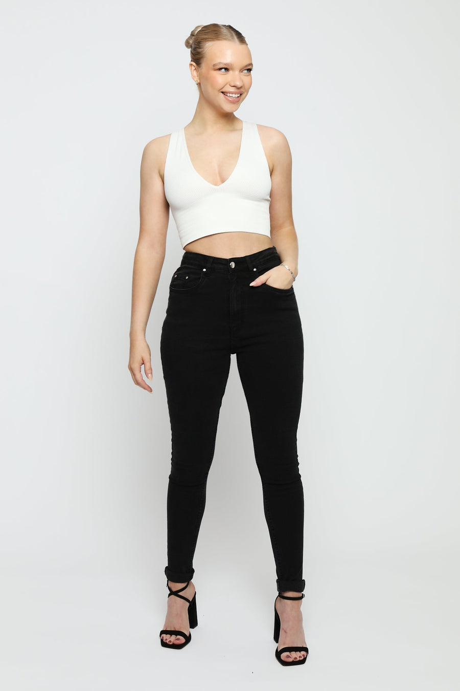Evora Stretch Denim High Rise Skinny Jeans - Black - JMOJO - Women's Skinny Jeans