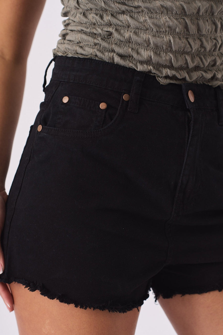 HIGH RISE RAW HEM DENIM SHORTS - BLACK - JMOJO - Women's Denim Shorts