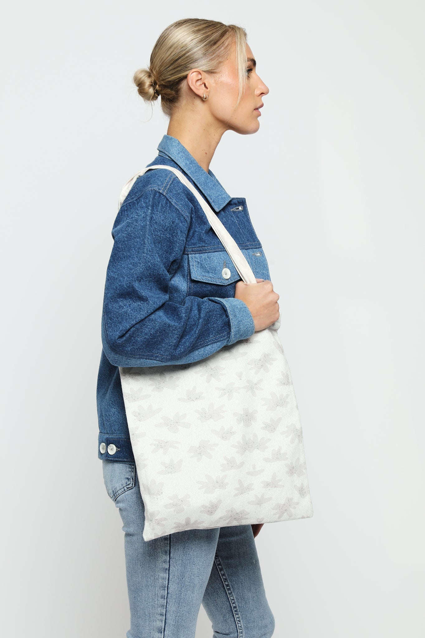 JMOJO DENIM FLORAL PRINTED TOTE BAG - JMOJO - Tote Bags